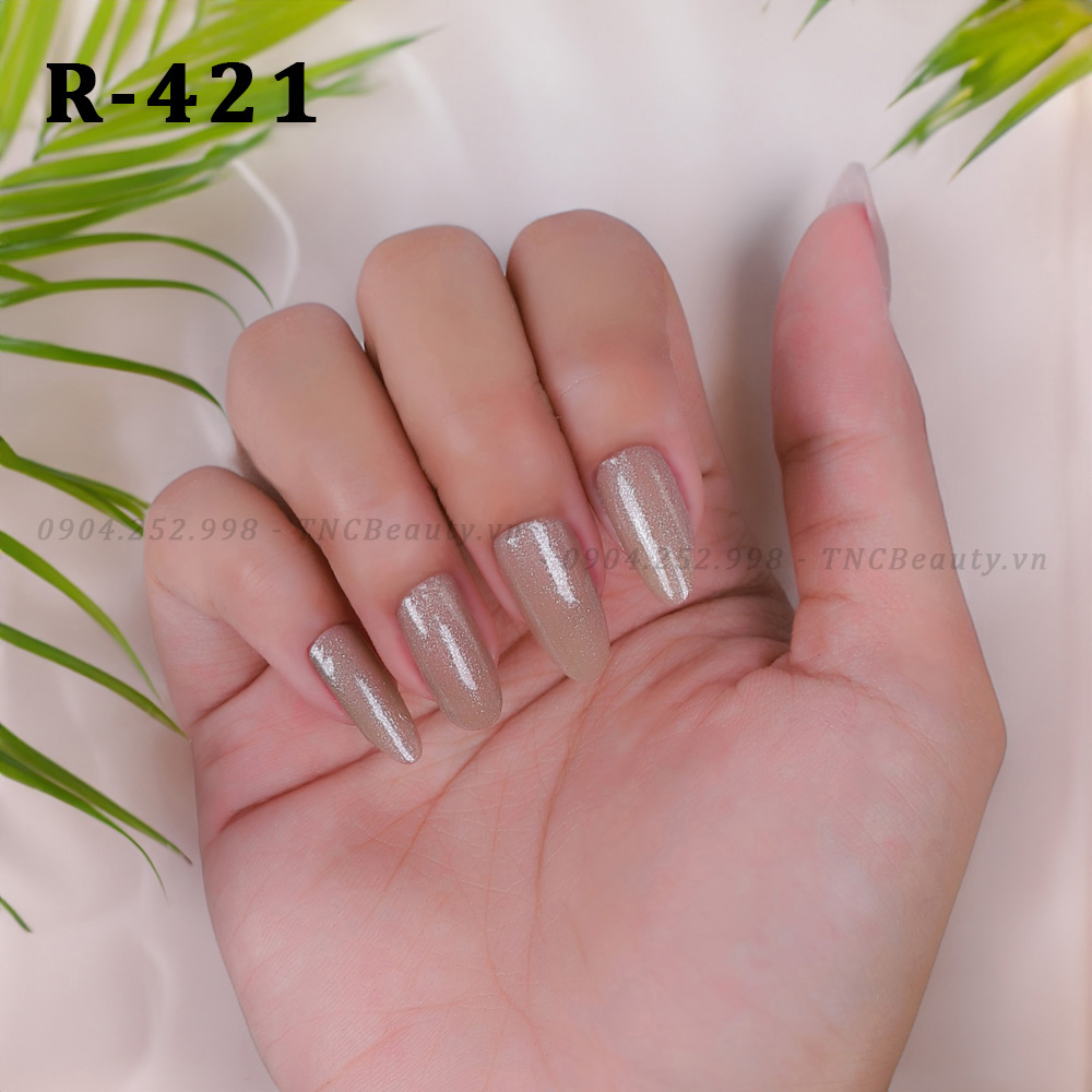 421-son mong tay revive mau nude kim tuyen 2